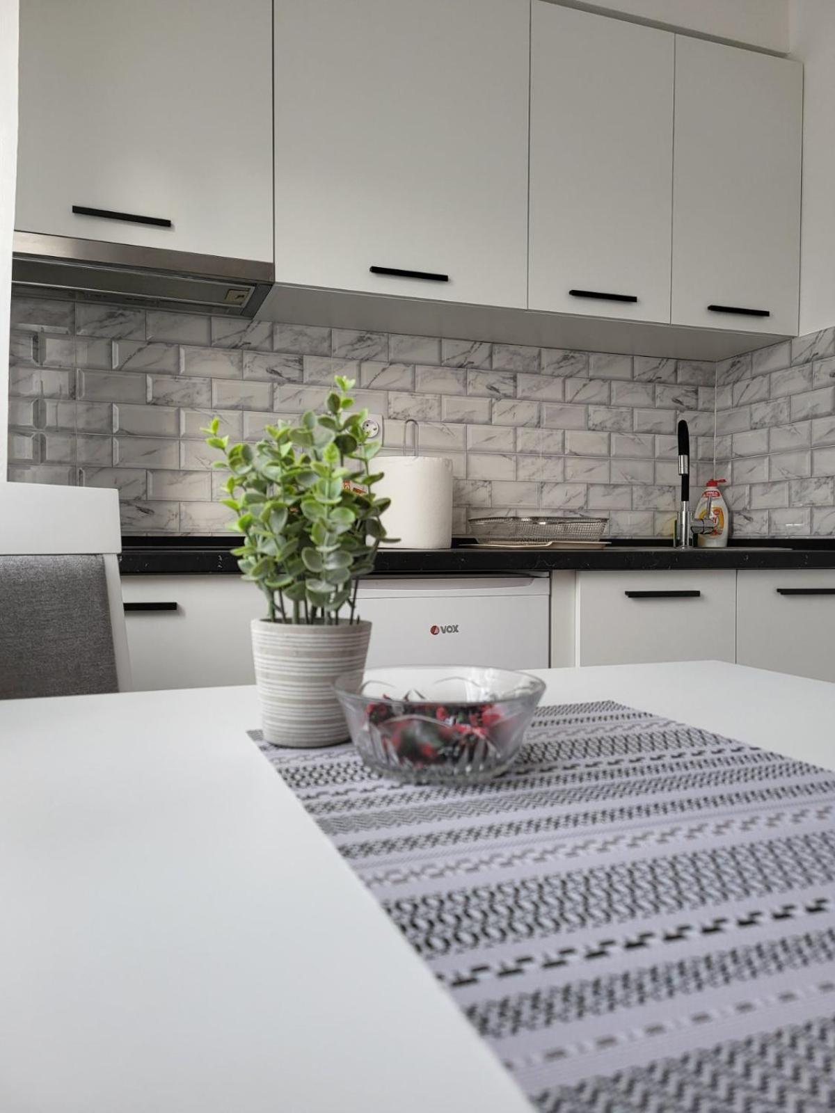 Sleep & Go Apartment Surcin Ngoại thất bức ảnh